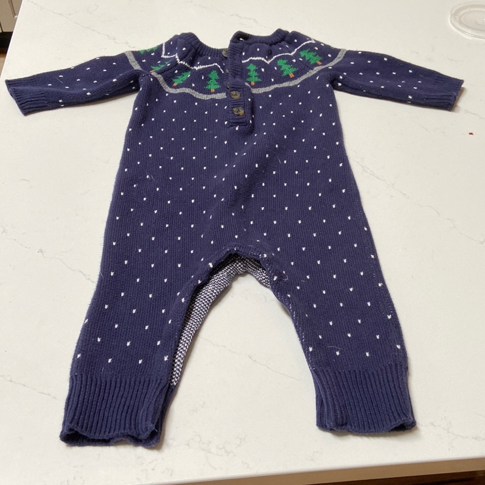 Hanna Andersson navy Christmas tree romper NWOT